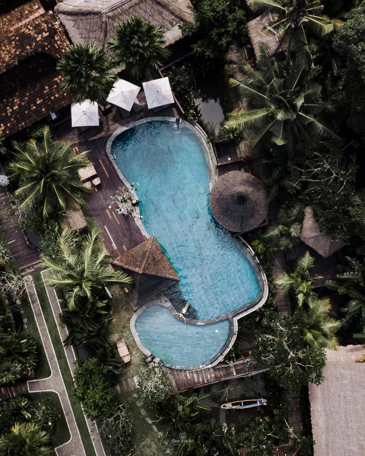 Keramas Sacred River Retreat Resort And Villa מראה חיצוני תמונה